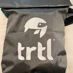 Travel pillow that supports your neck. NWOT